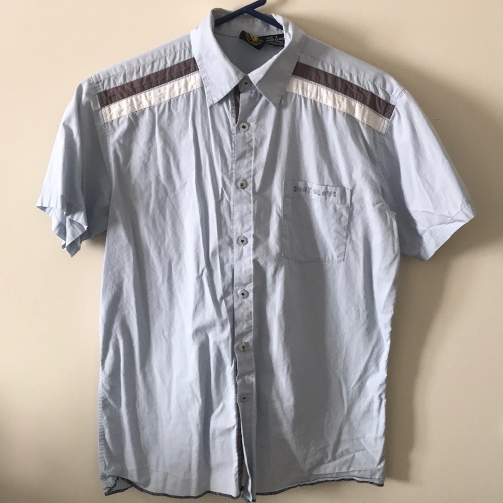 BODY GLOVE shirt sleeve buttons up